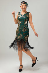 Grünes Goldenes Paillettenkleid mit V-Ausschnitt und Bodycon aus den 1920er Jahren mit Quasten